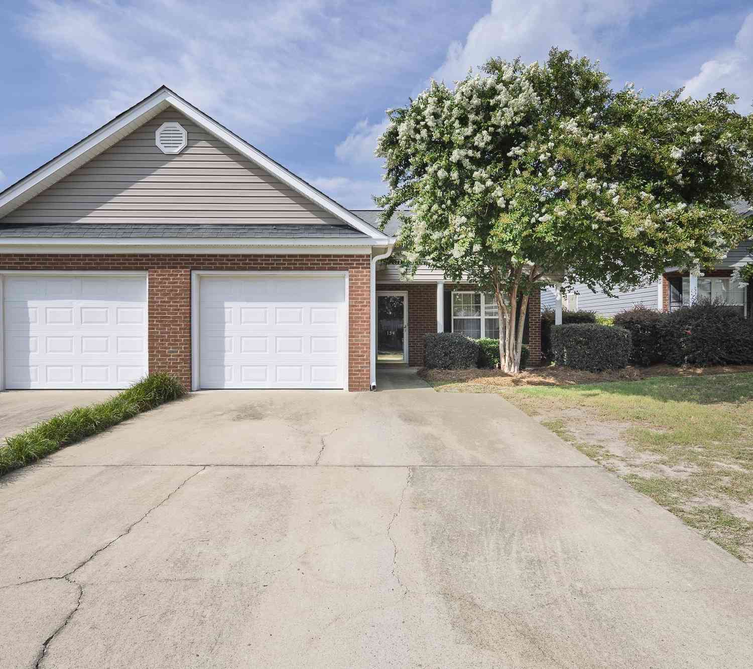 Townhouse For Sale - 154 Courtside Drive<br/> Lexington County, Lexington, SC 29073