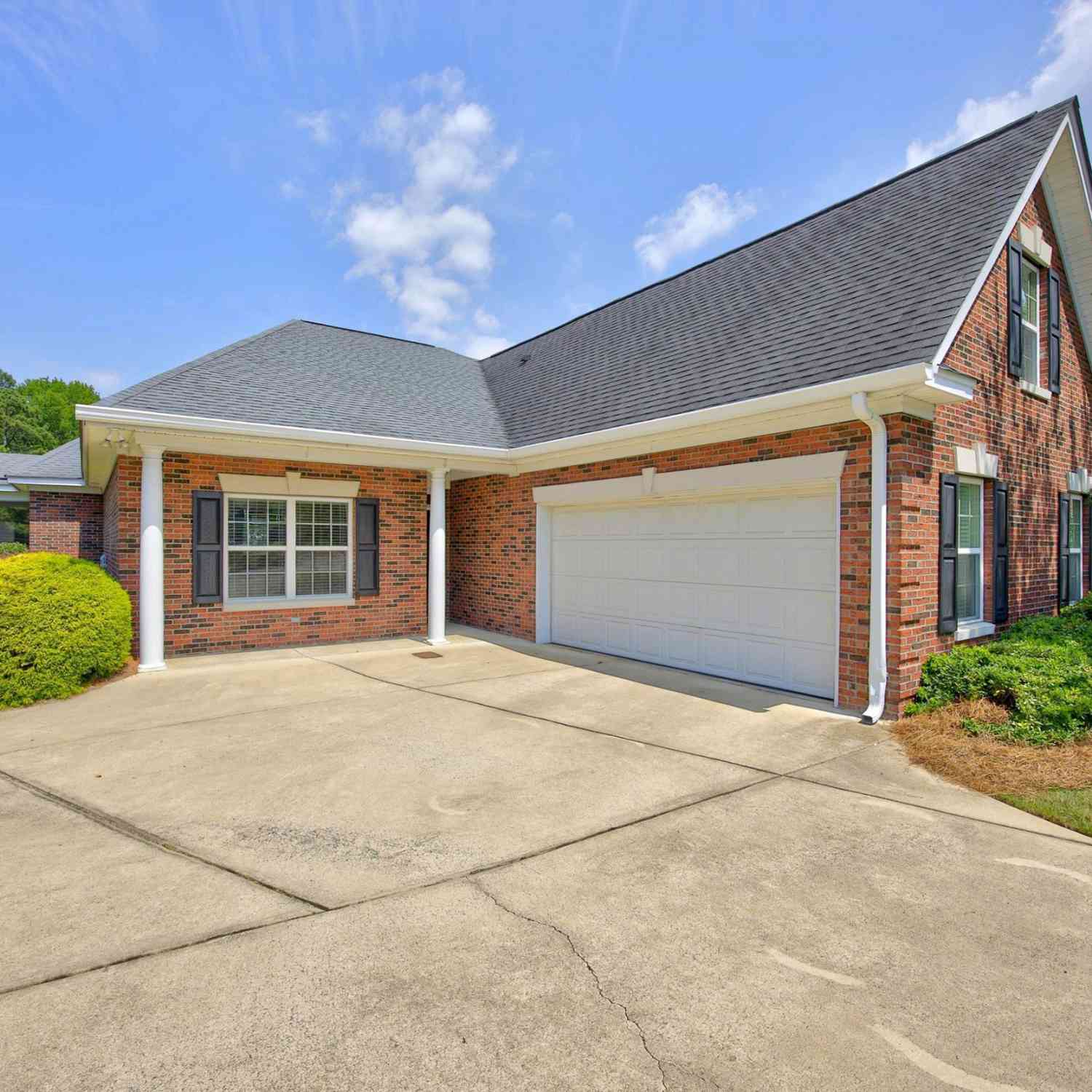 Townhouse For Sale - 280 Mcgregor Circle<br/> Lexington County, Lexington, SC 29072