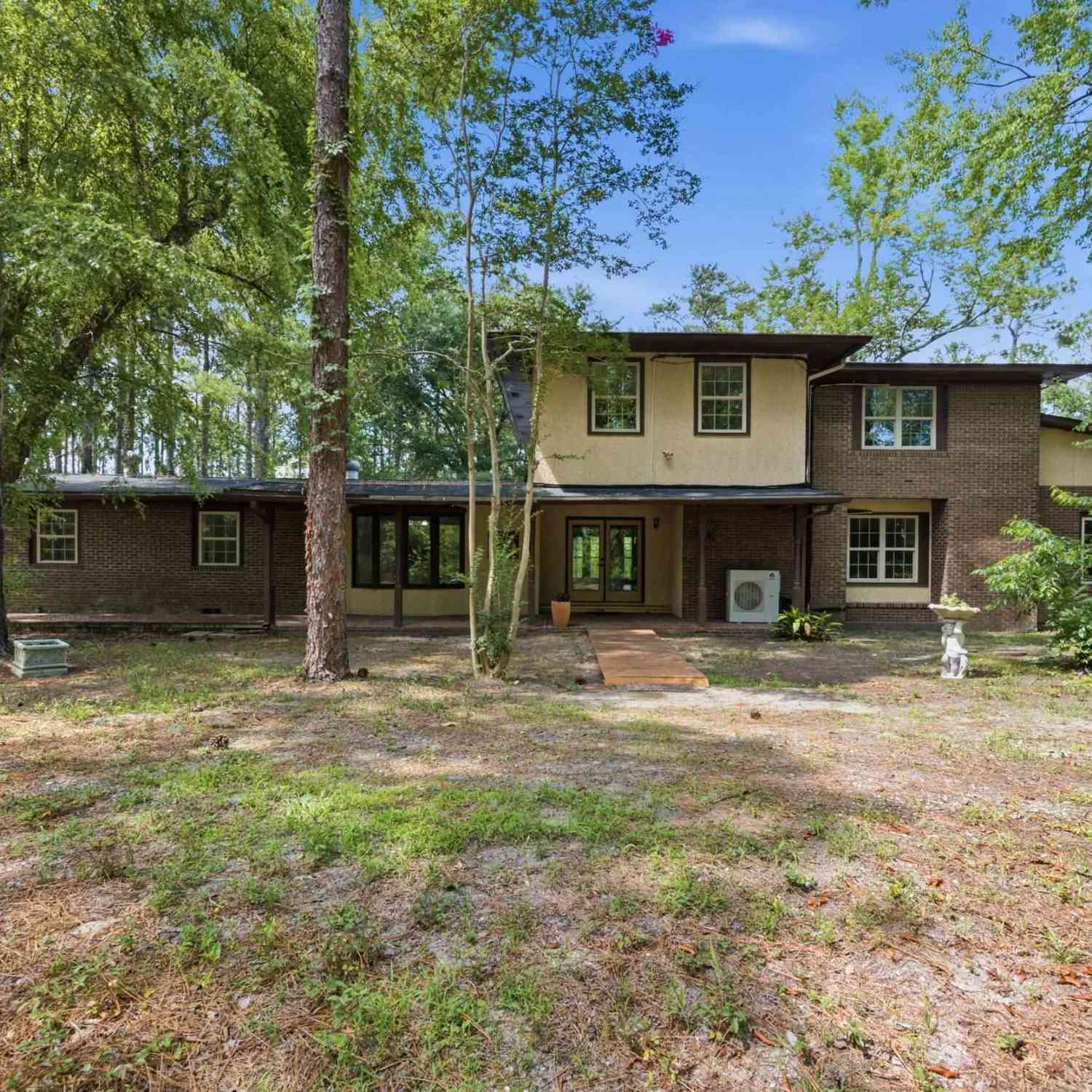 Homes For Sale - 947 Ben Franklin Road<br/> Lexington County, Gilbert, SC 29054