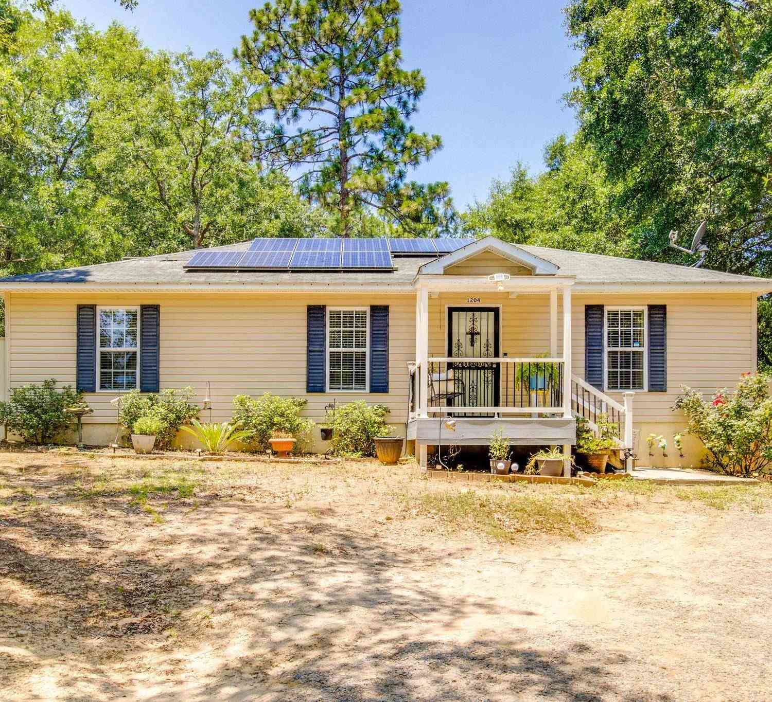 Homes For Sale - 1204 Old Orangeburg Road<br/> Lexington County, Lexington, SC 29073