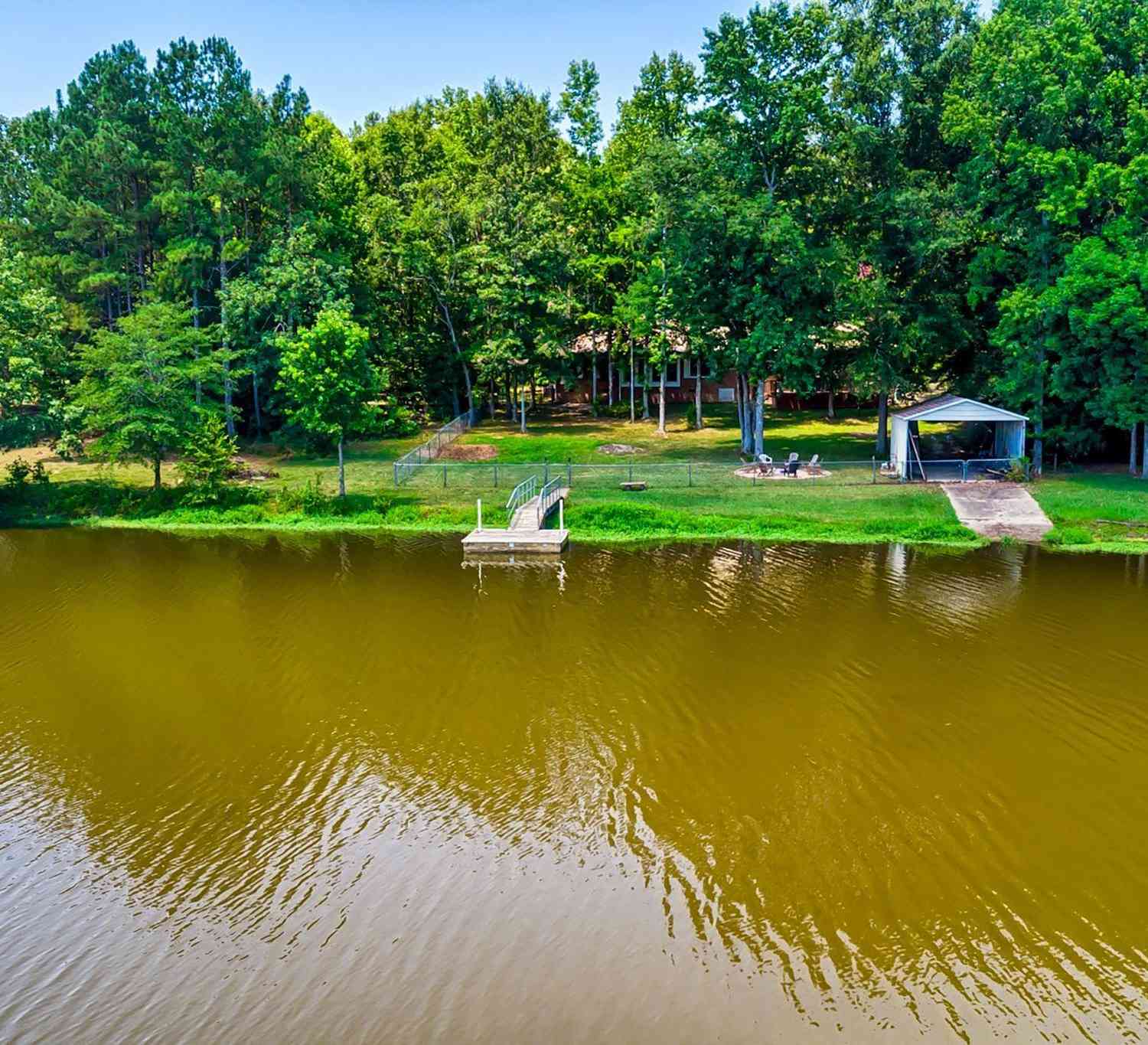 Homes For Sale - 124 Murray Boulevard<br/> Saluda County, Saluda, SC 29138