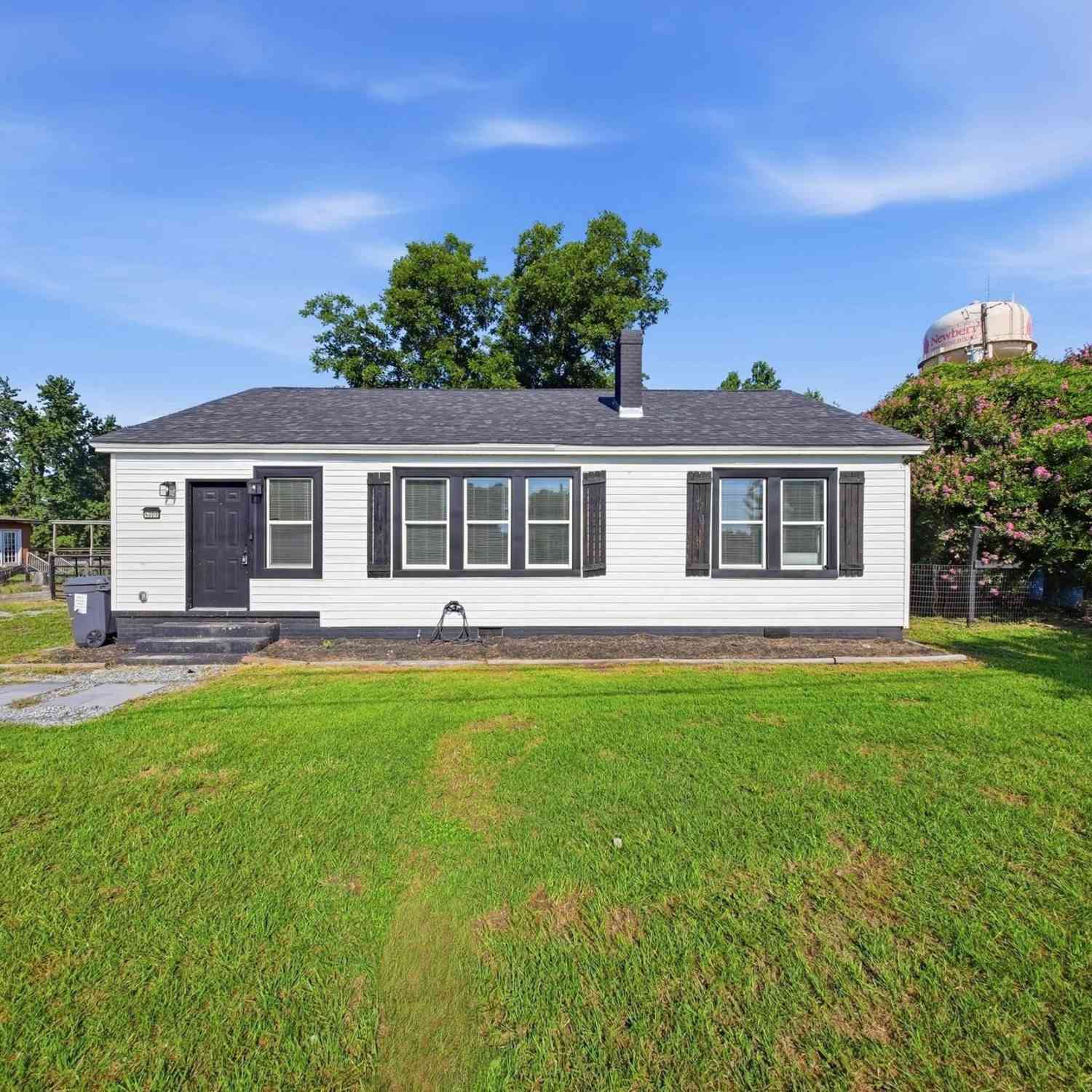 Homes For Sale - 4009 College Street<br/> Newberry County, Newberry, SC 29108