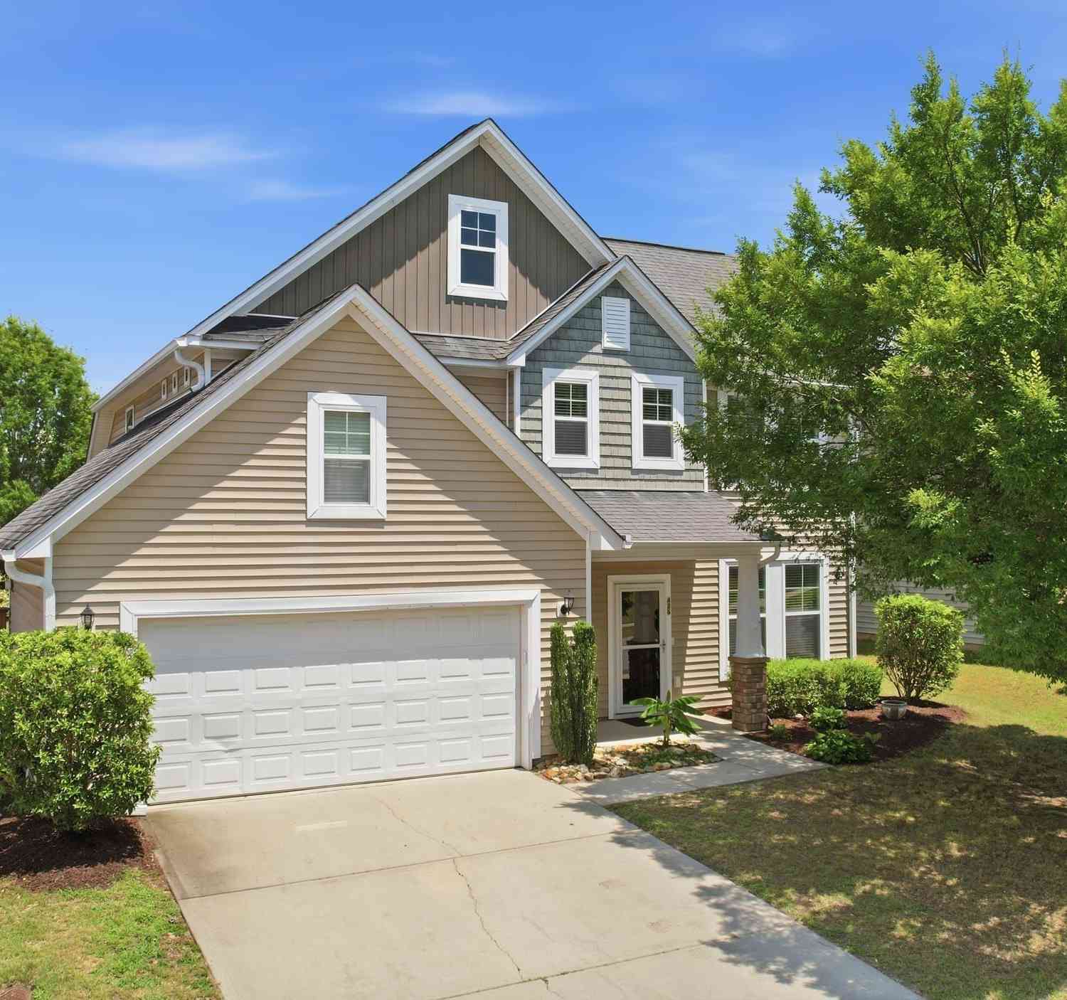 Homes For Sale - 426 Drooping Leaf Road<br/> Lexington, SC 29072