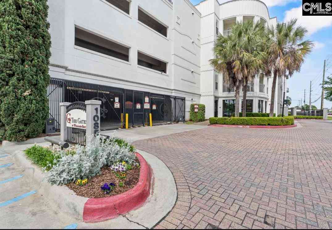 Condo For Sale - 1085 Shop Road #327<br/> Columbia, SC 29201
