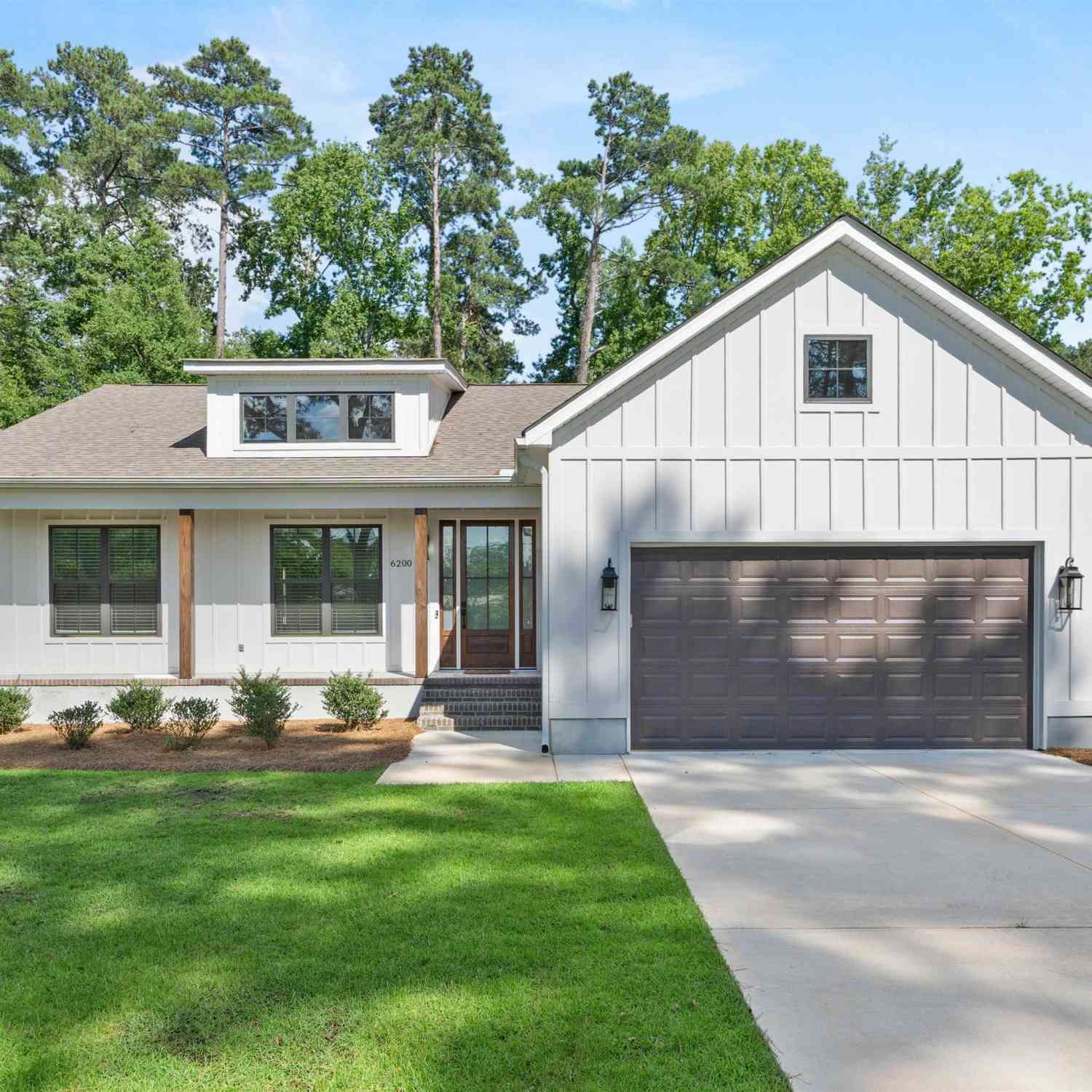Homes For Sale - 6200 Lakeshore Drive<br/> Richland County, Columbia, SC 29206