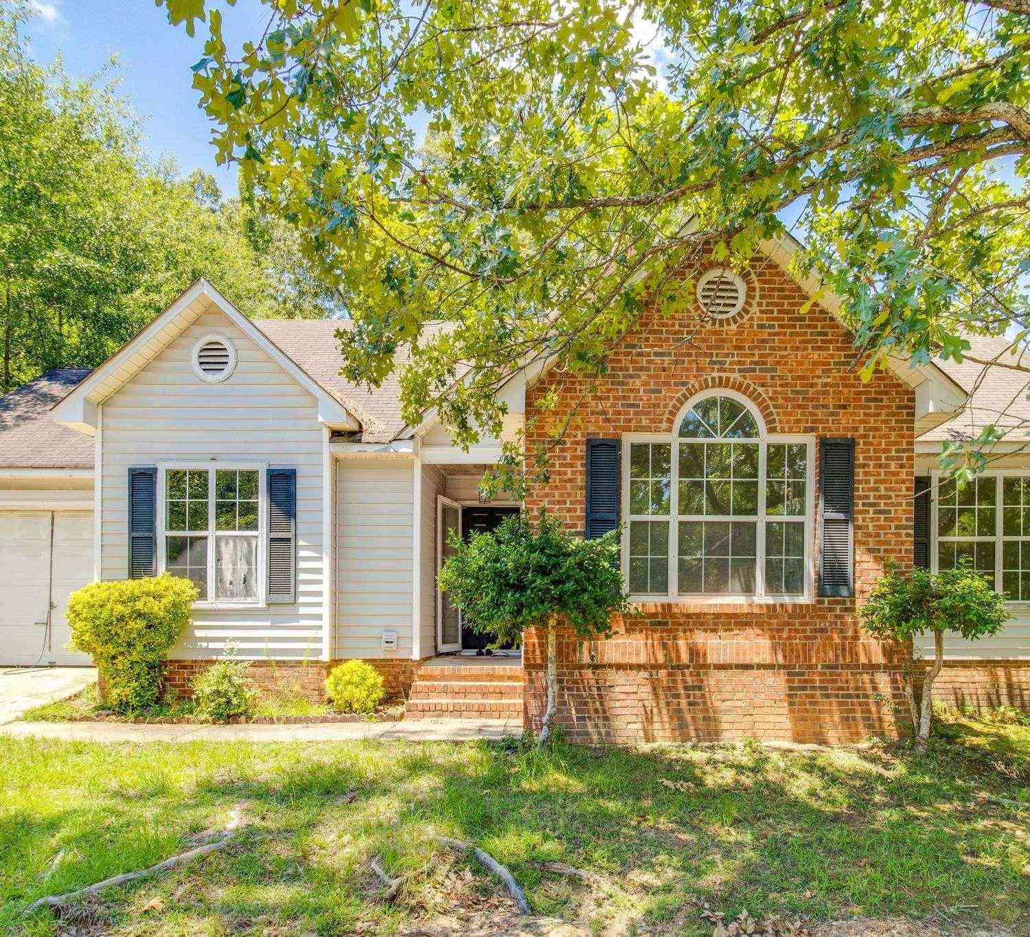 Homes For Sale - 315 Stamport Circle<br/> Richland County, Irmo, SC 29063
