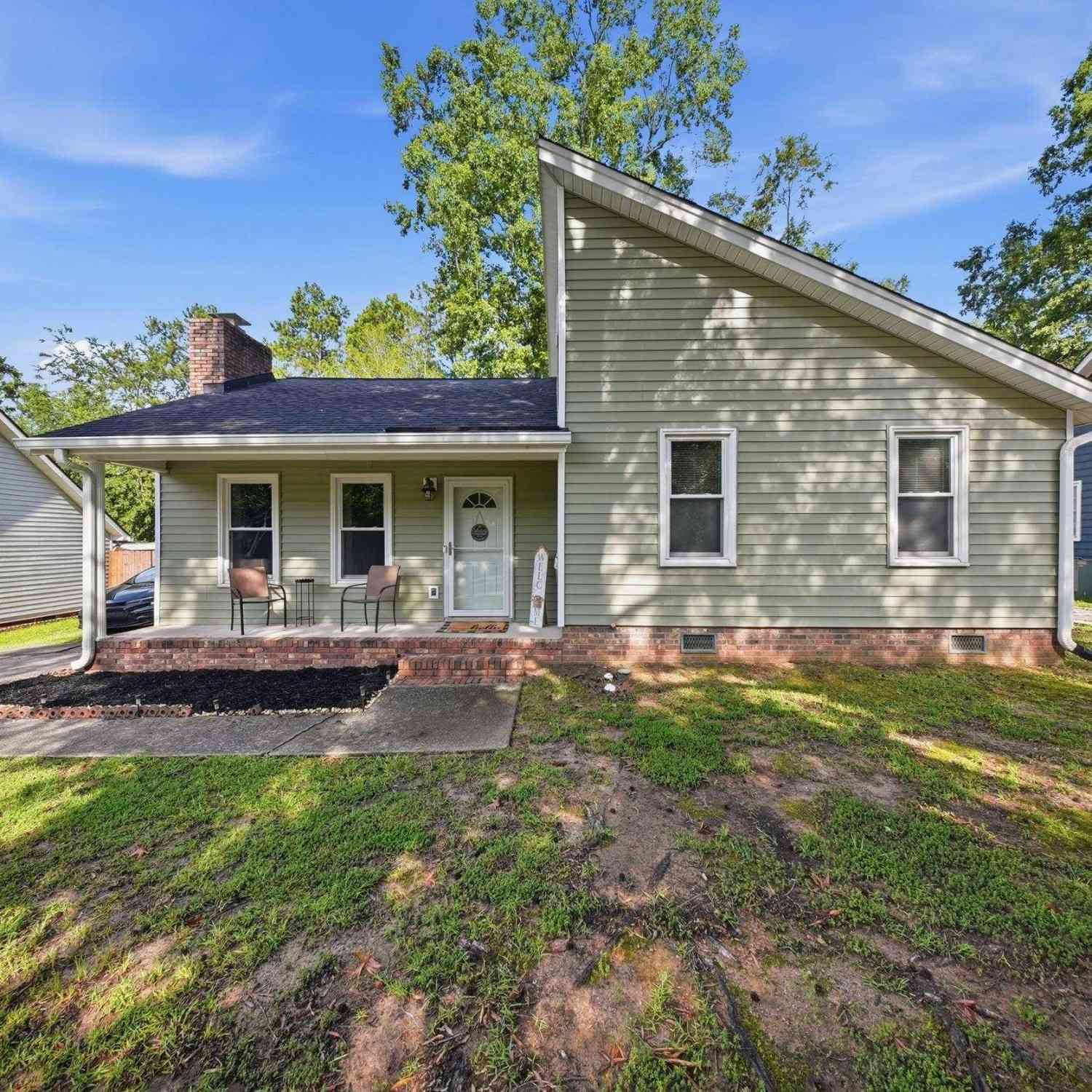Homes For Sale - 306 Lord Howe Road<br/> Richland County, Irmo, SC 29063