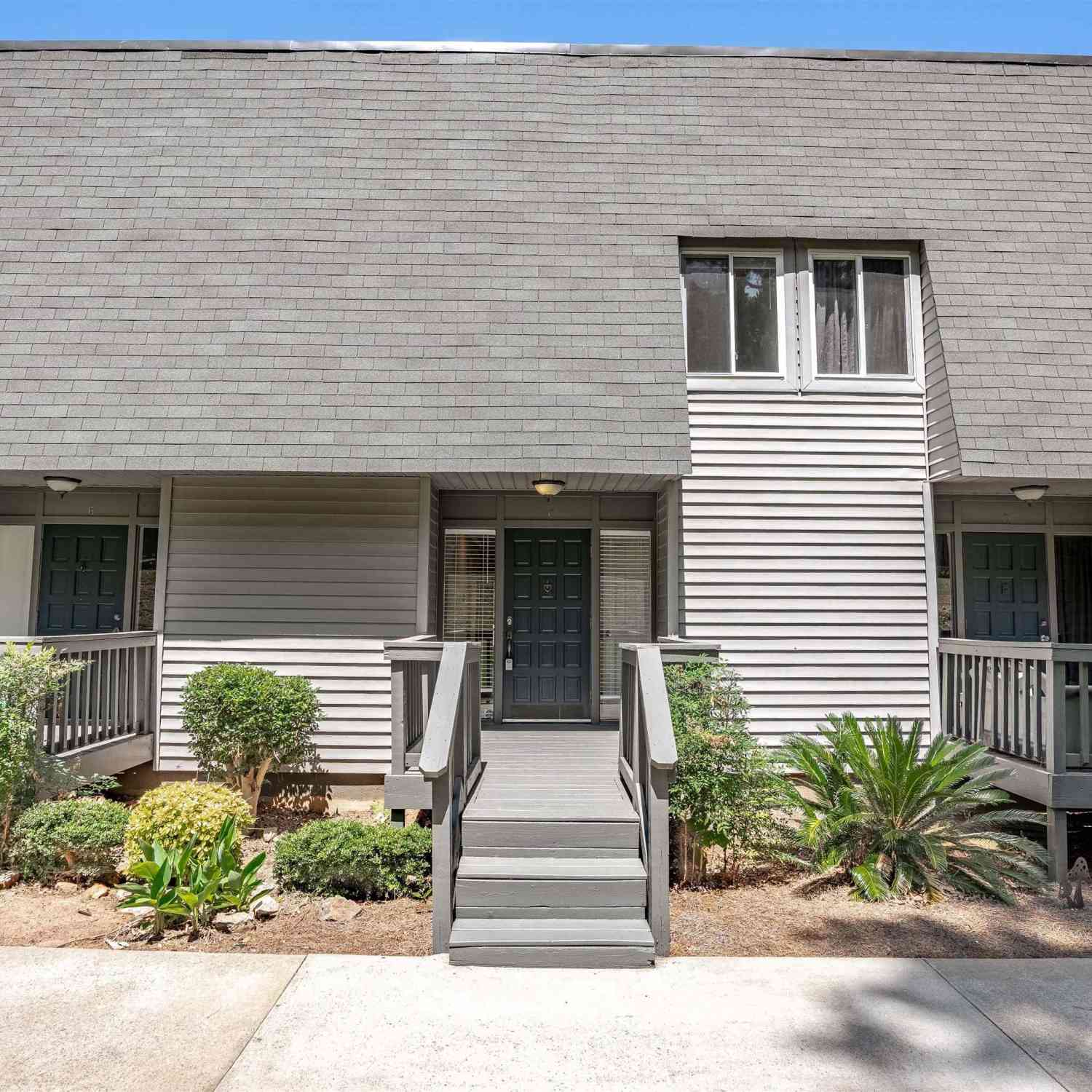 Condo For Rent - 301 Harbor Heights Drive #10C<br/> Lexington, SC 29072