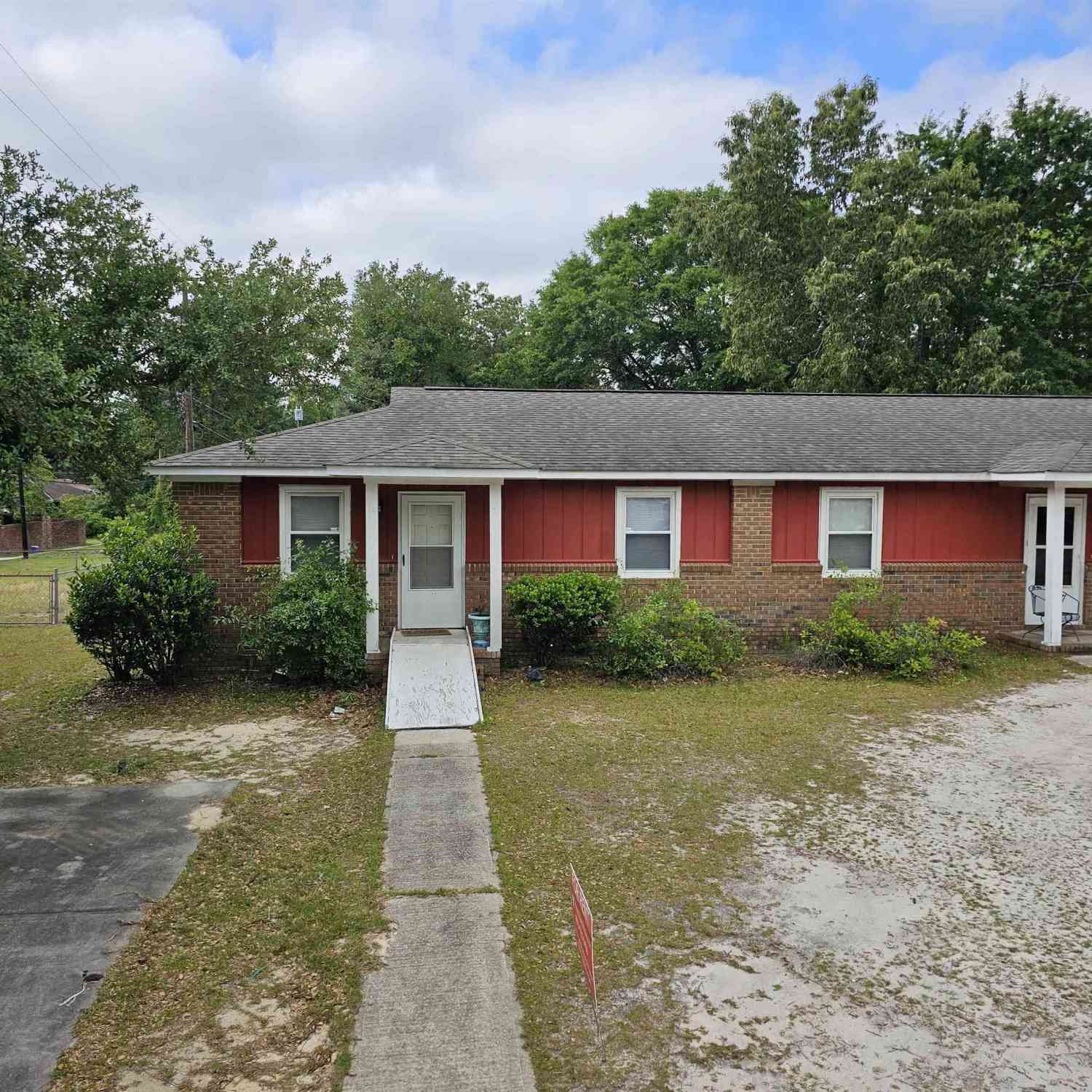 Multifamily For Rent - 3904 Persimmon Street<br/> Columbia, SC 29205