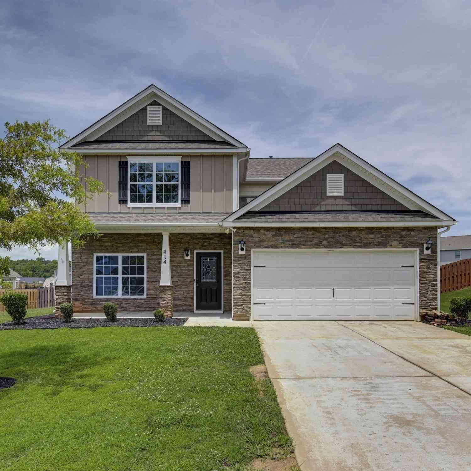 Homes For Rent - 414 Tulip Way<br/> Lexington, SC 29072