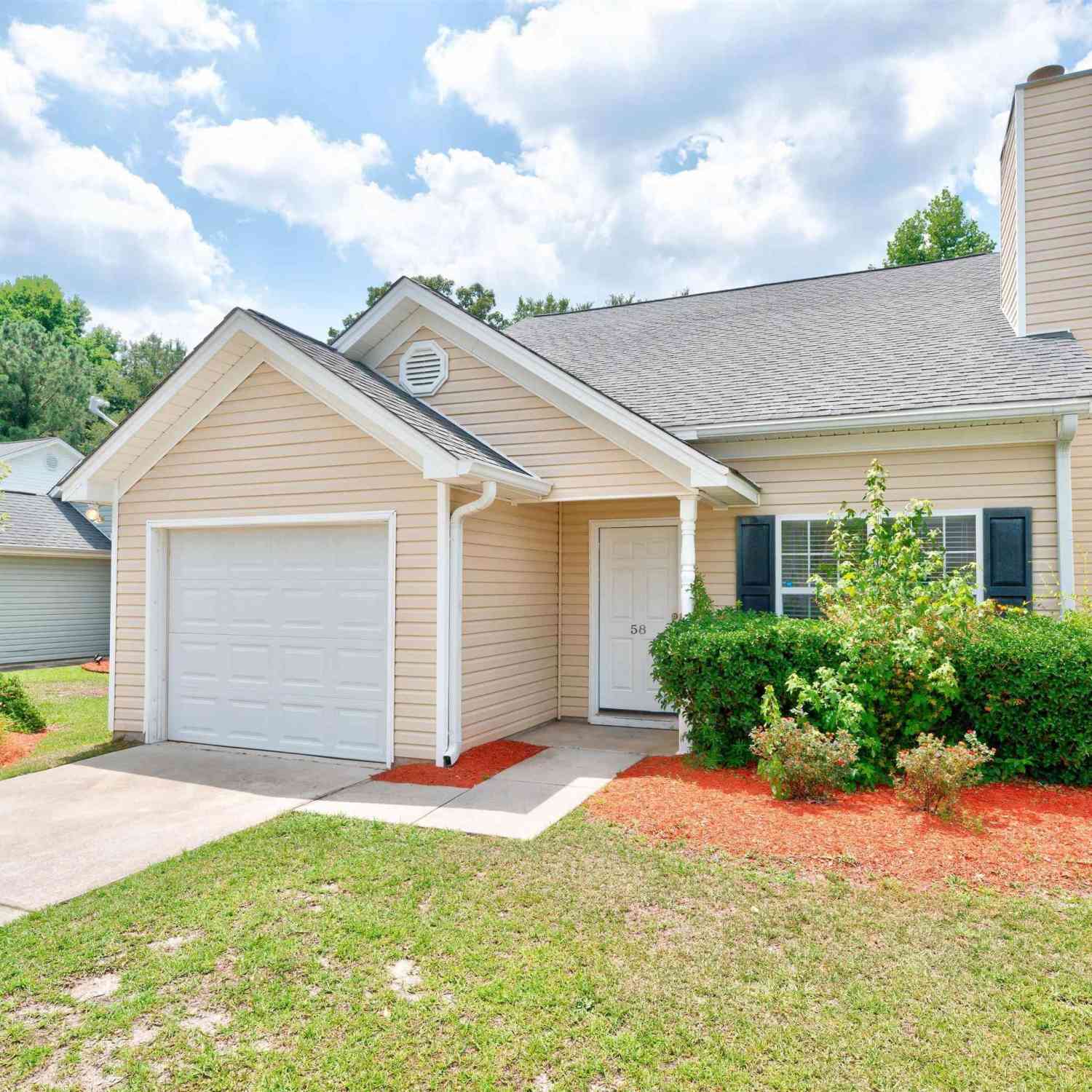 Homes For Rent - 58 W Killian Station Court<br/> Columbia, SC 29229