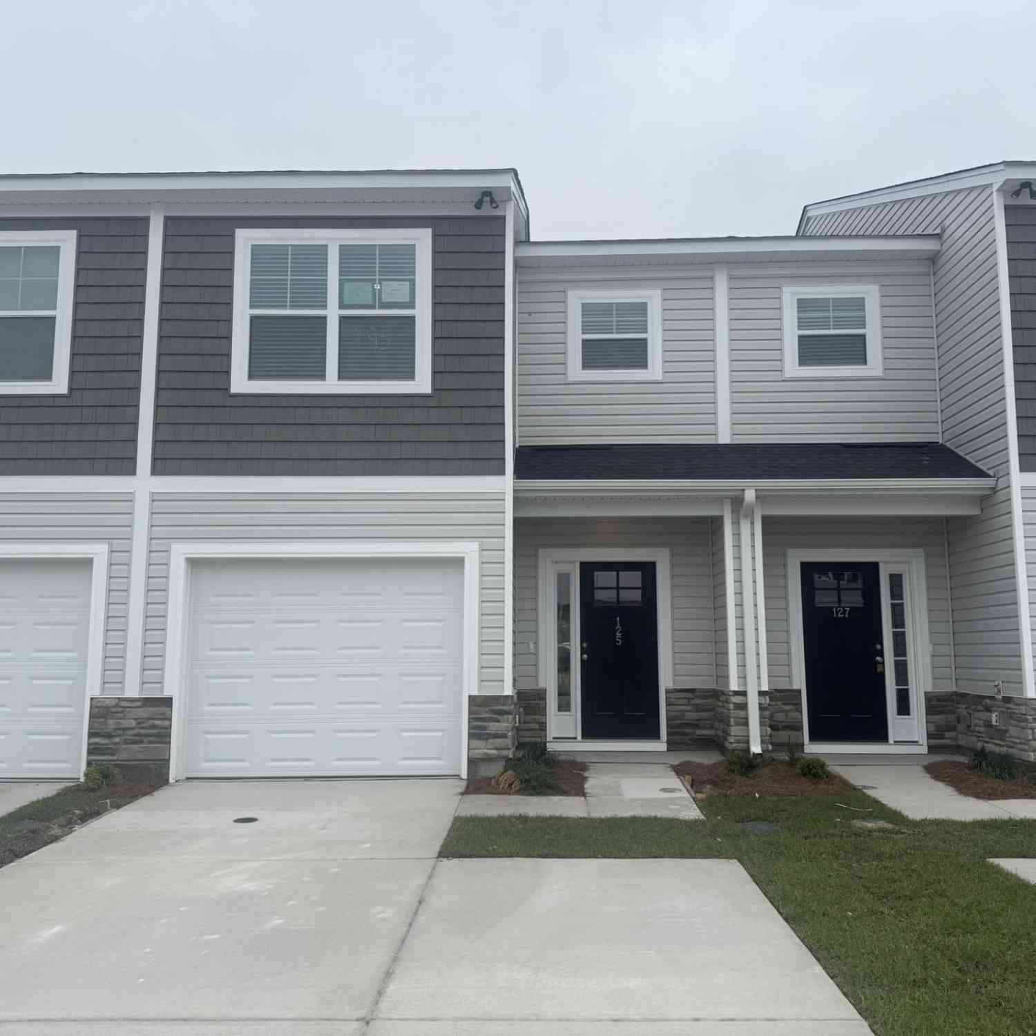 Townhouse For Rent - 125 Carr Lane<br/> Columbia, SC 29229