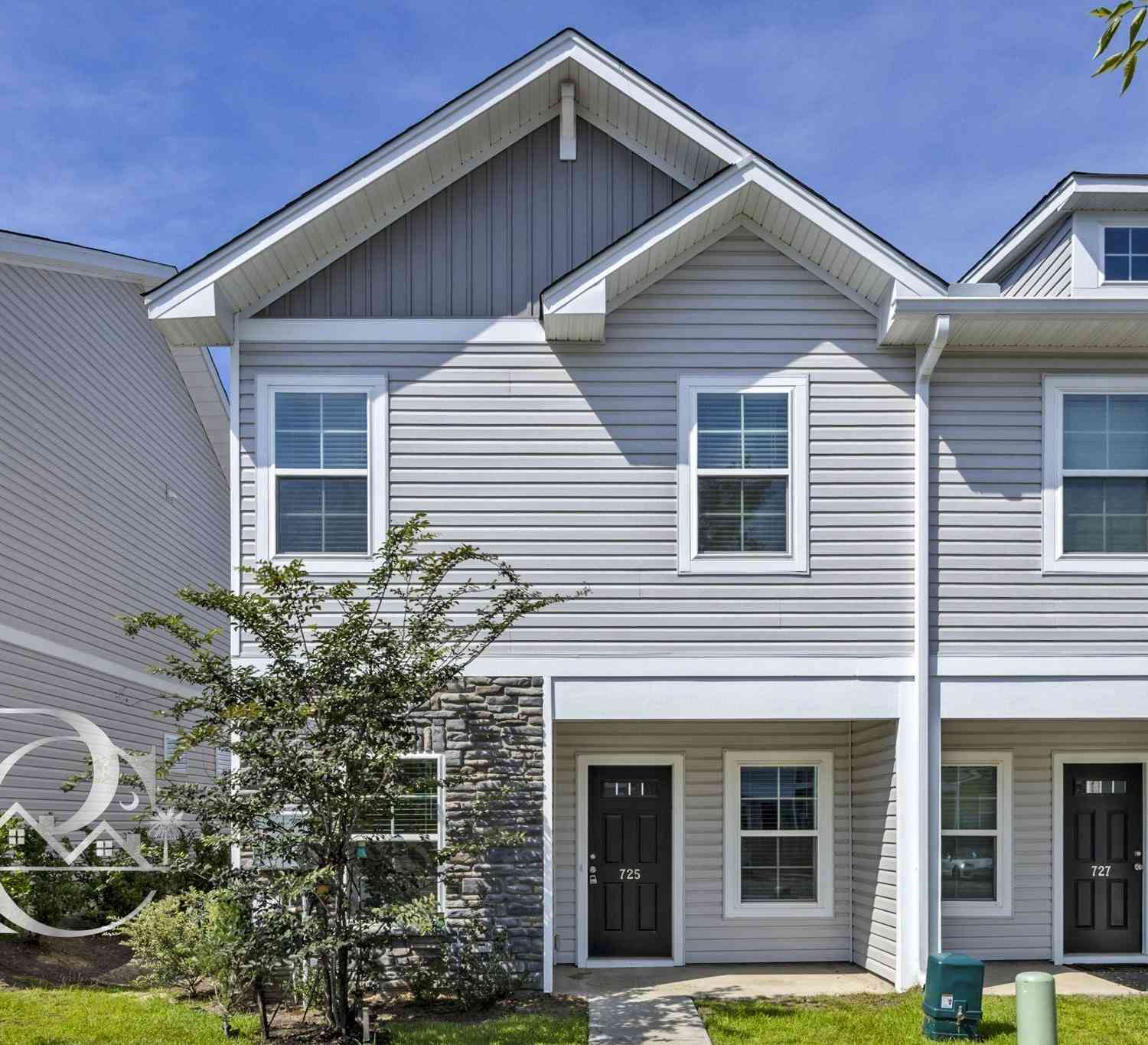 Townhouse For Rent - 725 Wild Duck Lane<br/> Columbia, SC 29210