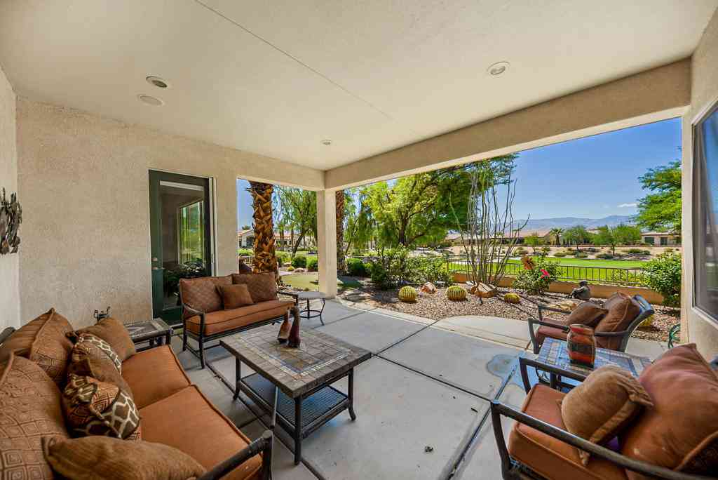 Homes For Rent - 81465 Avenida Montura<br/> Indio, CA 92203