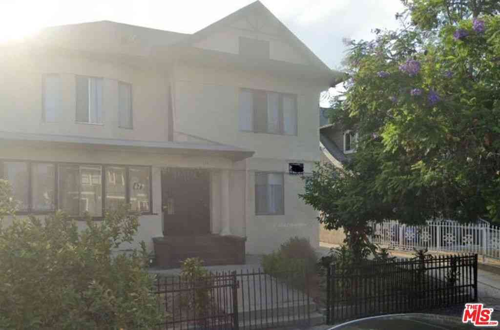 Homes For Sale - 1678 Roosevelt Avenue<br/> Los Angeles, CA 90006