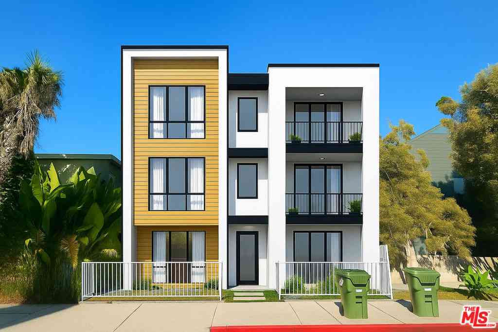 Vacant Land For Sale - 1917 4th Street<br/> Santa Monica, CA 90405