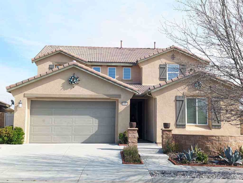 Homes For Rent - 37604 River Oats<br/> Murrieta, CA 92563