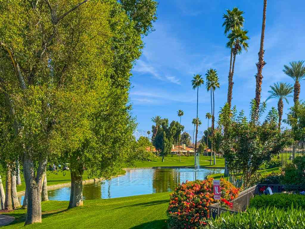 Condo For Rent - 236 Castellana S<br/> Palm Desert, CA 92260