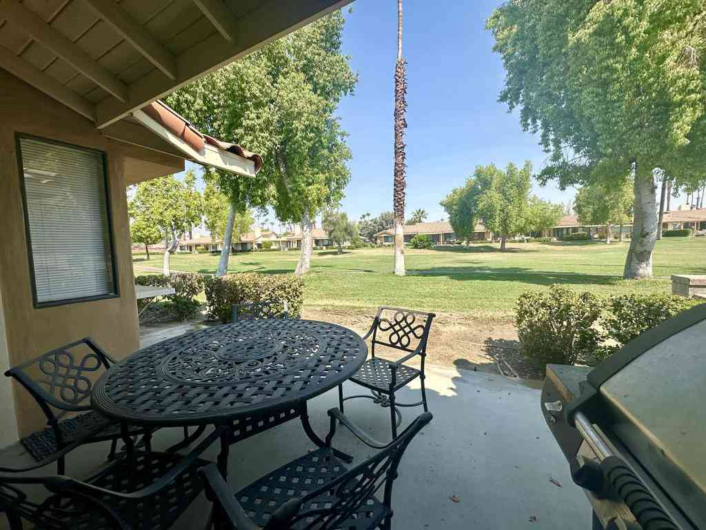 Condo For Rent - 316 S Sierra Madre<br/> Palm Desert, CA 92260