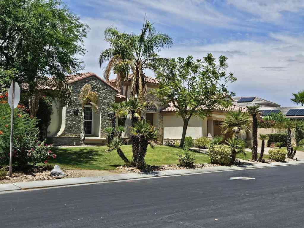 Homes For Rent - 15 Via Verde<br/> Rancho Mirage, CA 92270