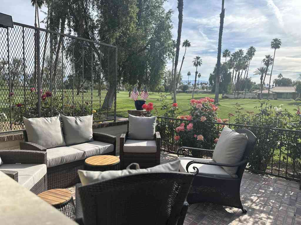 Condo For Rent - 246 Santa Barbara Circle<br/> Palm Desert, CA 92260