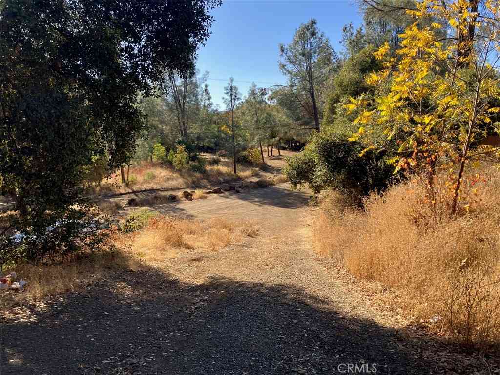 Vacant Land For Sale - 4788 Yarrington Court<br/> Clearlake, CA 95422