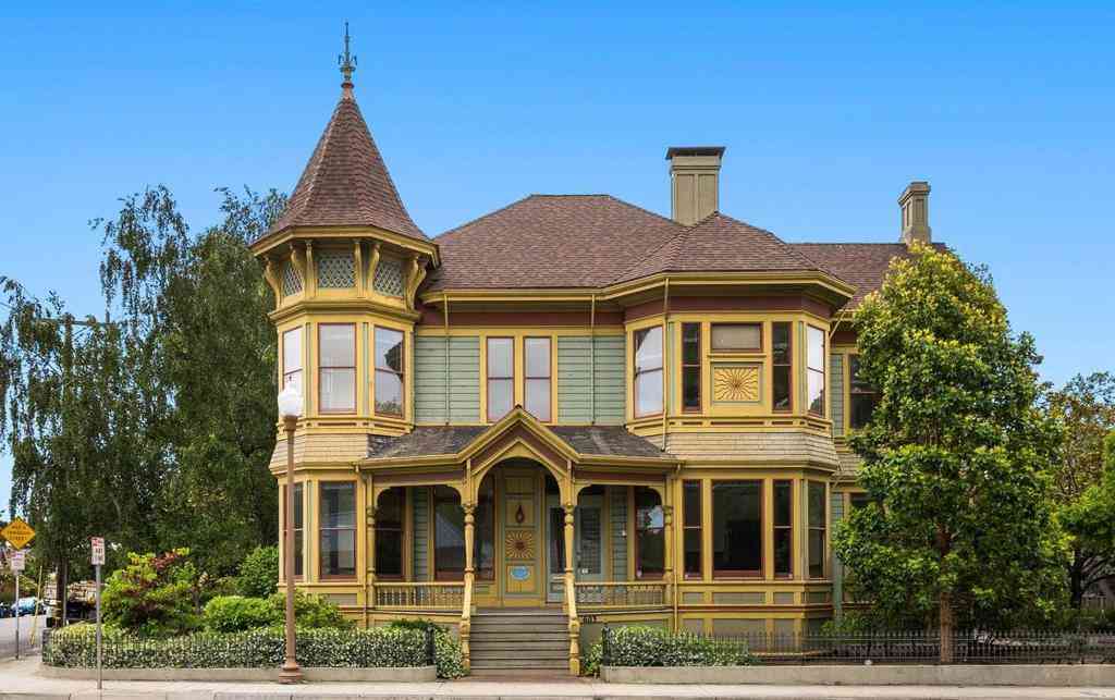 Homes For Sale - 603 Mission Street<br/> Santa Cruz, CA 95060