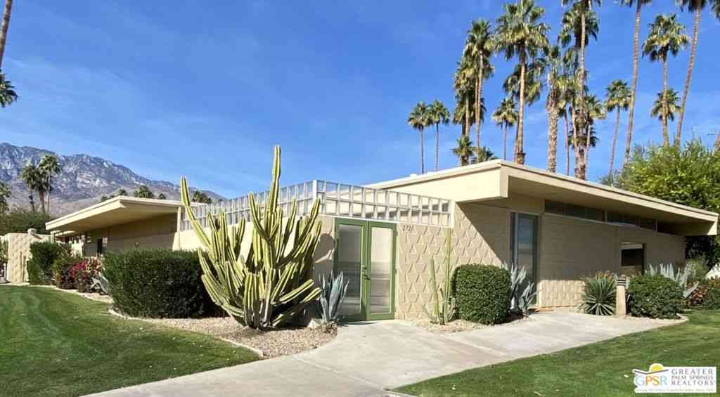 Homes For Rent - 272 Desert Lakes Drive<br/> Palm Springs, CA 92264