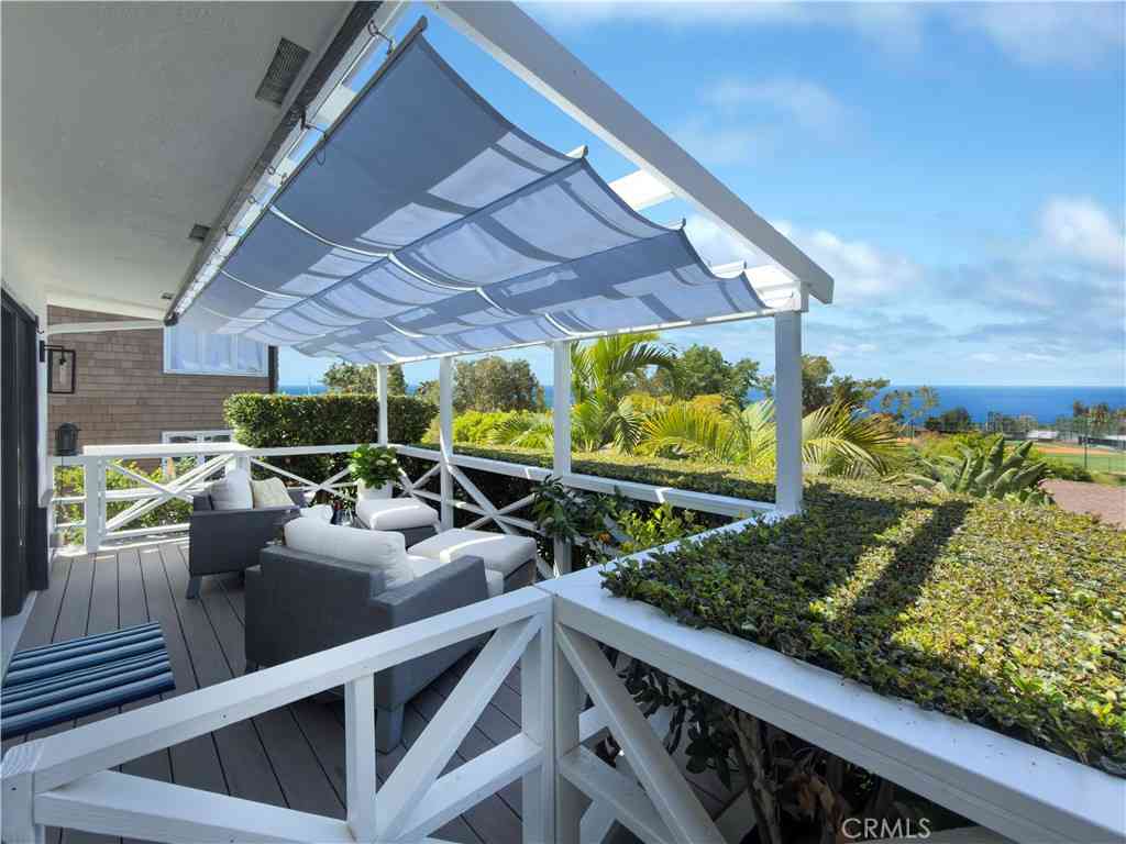 Multifamily For Rent - 737 Griffith Way<br/> Laguna Beach, CA 92651