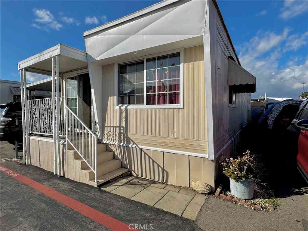Mobile Home For Sale - 1517 Merced Avenue #56<br/> South El Monte, CA 91733