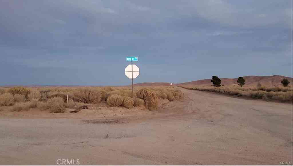 Vacant Land For Sale - 70 Vac/cor 70 Stw Pav /ave E Drt<br/> Antelope Acres, CA 93536