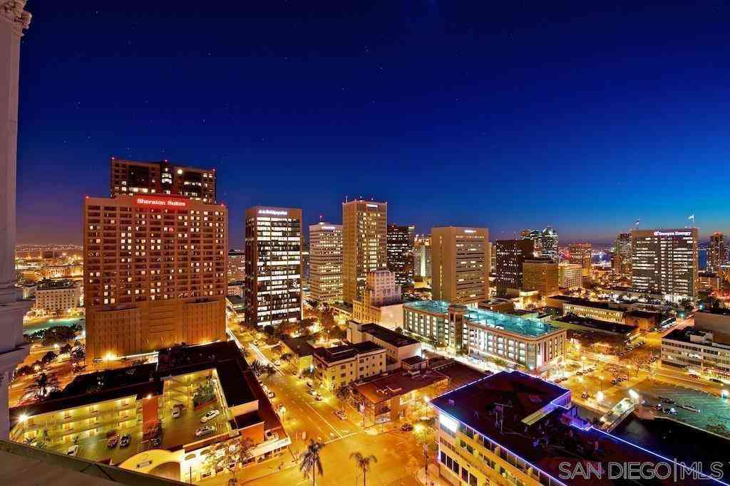 Homes For Rent - 702 Ash St #1103<br/> San Diego, CA 92101