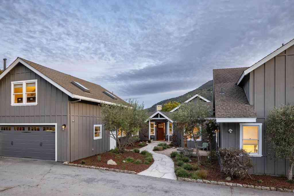 Homes For Sale - 929 W Carmel Valley Road<br/> Monterey County, Carmel Valley, CA 93924