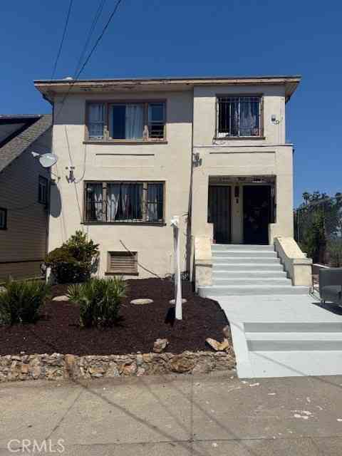 Multifamily For Sale - 2445 10th Avenue<br/> Oakland, CA 94606