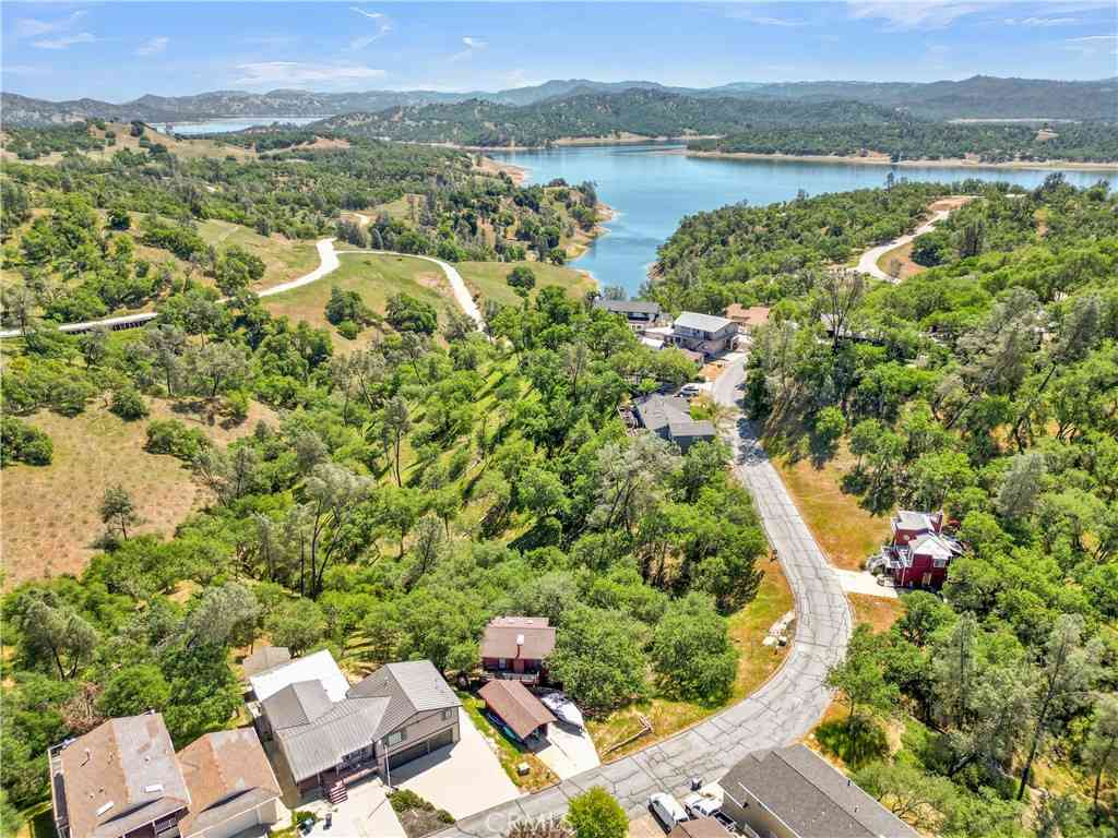 Homes For Sale - 2664 Pine Ridge Road<br/> Bradley, CA 93426