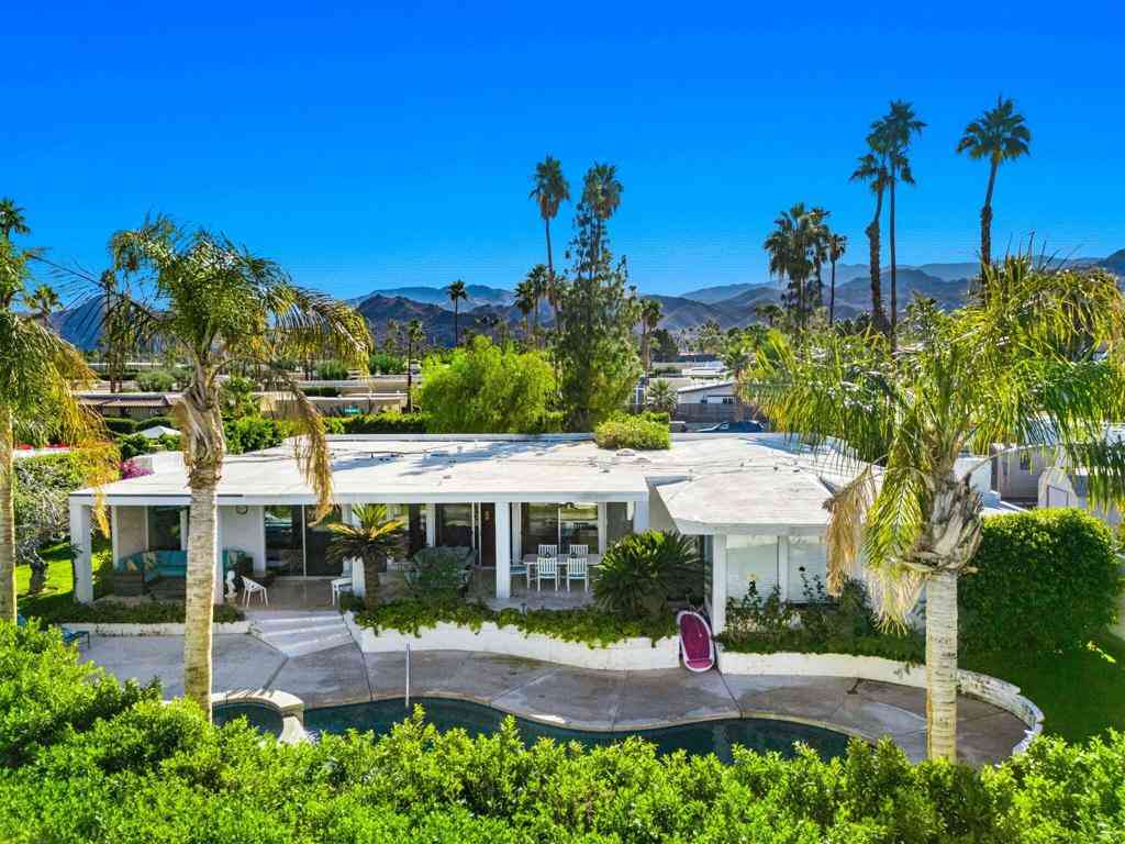 Homes For Rent - 72890 Homestead Road<br/> Palm Desert, CA 92260