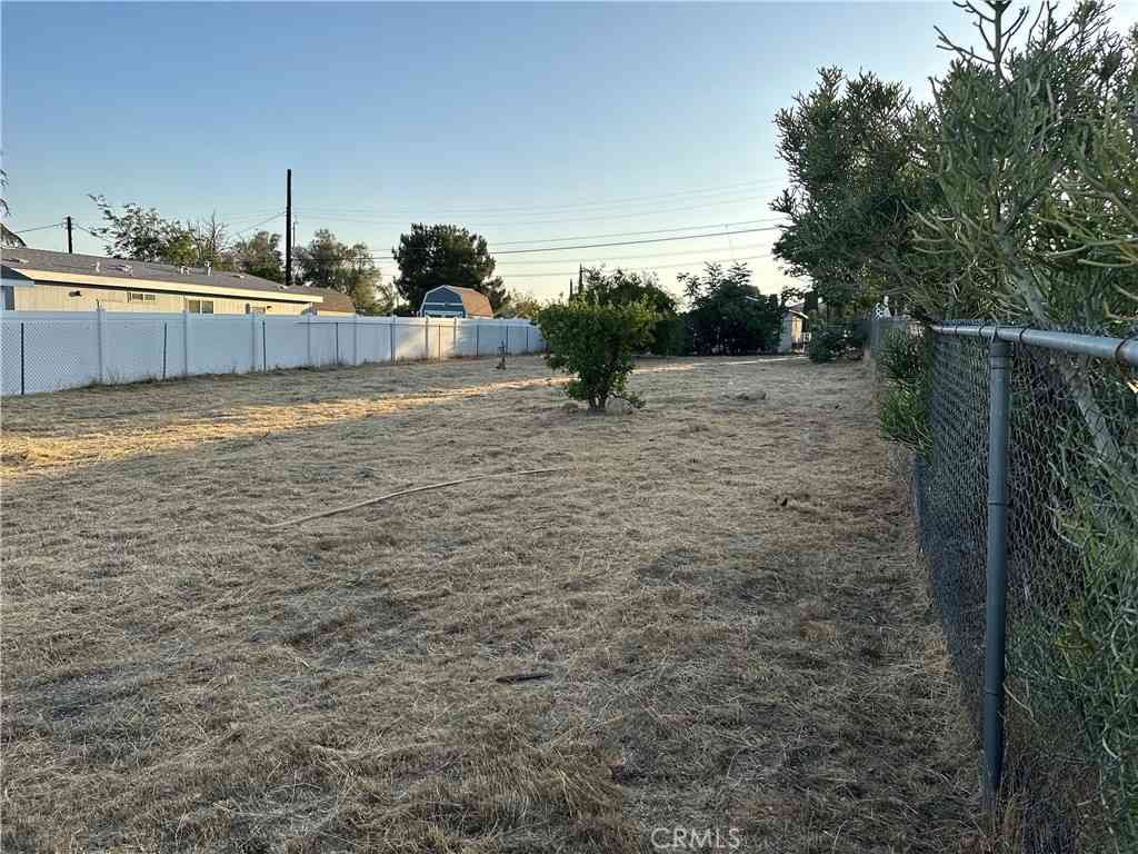 Vacant Land For Sale - Almond Way<br/> Banning, CA 92220