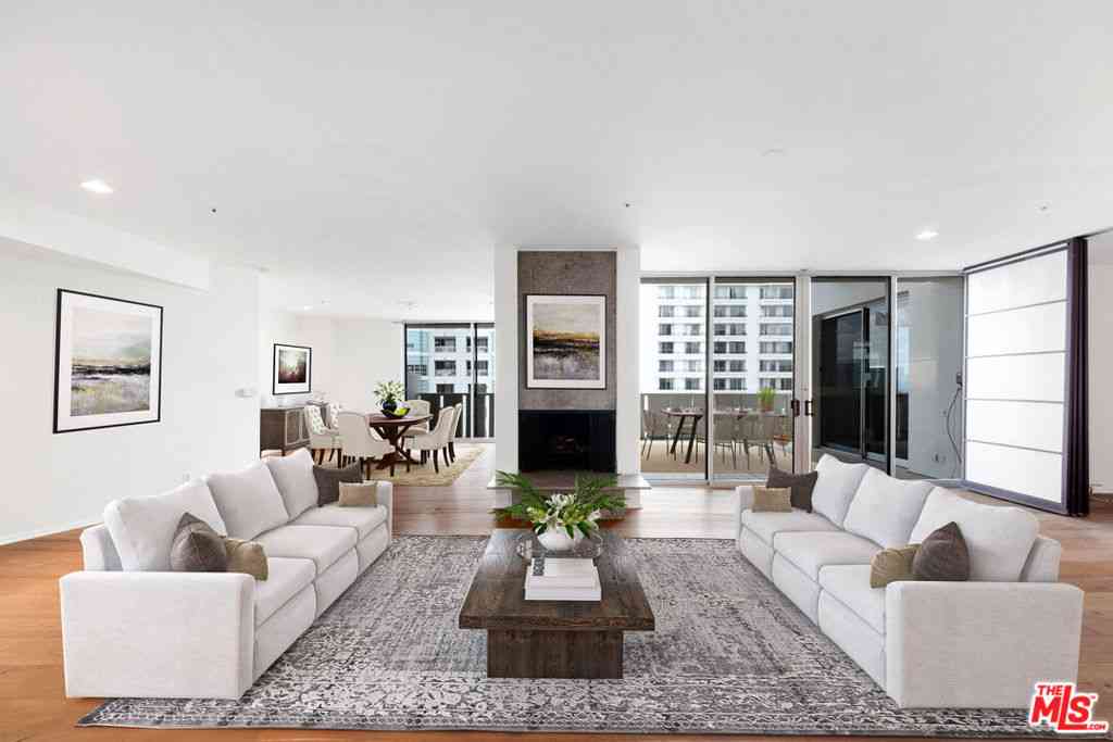 Condo For Sale - 10375 Wilshire Boulevard #8F<br/> Los Angeles, CA 90024