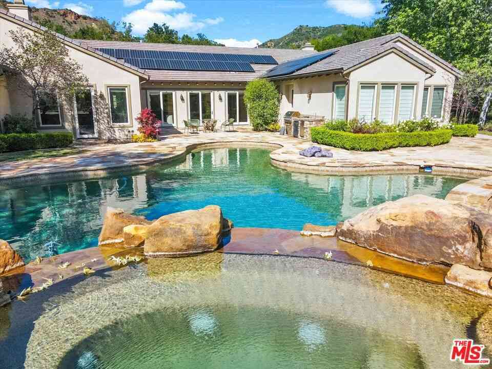 Homes For Rent - 29734 Mulholland Highway<br/> Agoura Hills, CA 91301