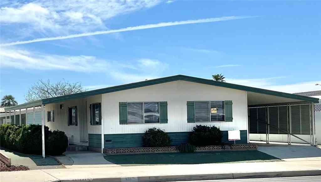 Mobile Home For Sale - 1111 W Johnston Avenue<br/> Hemet, CA 92543