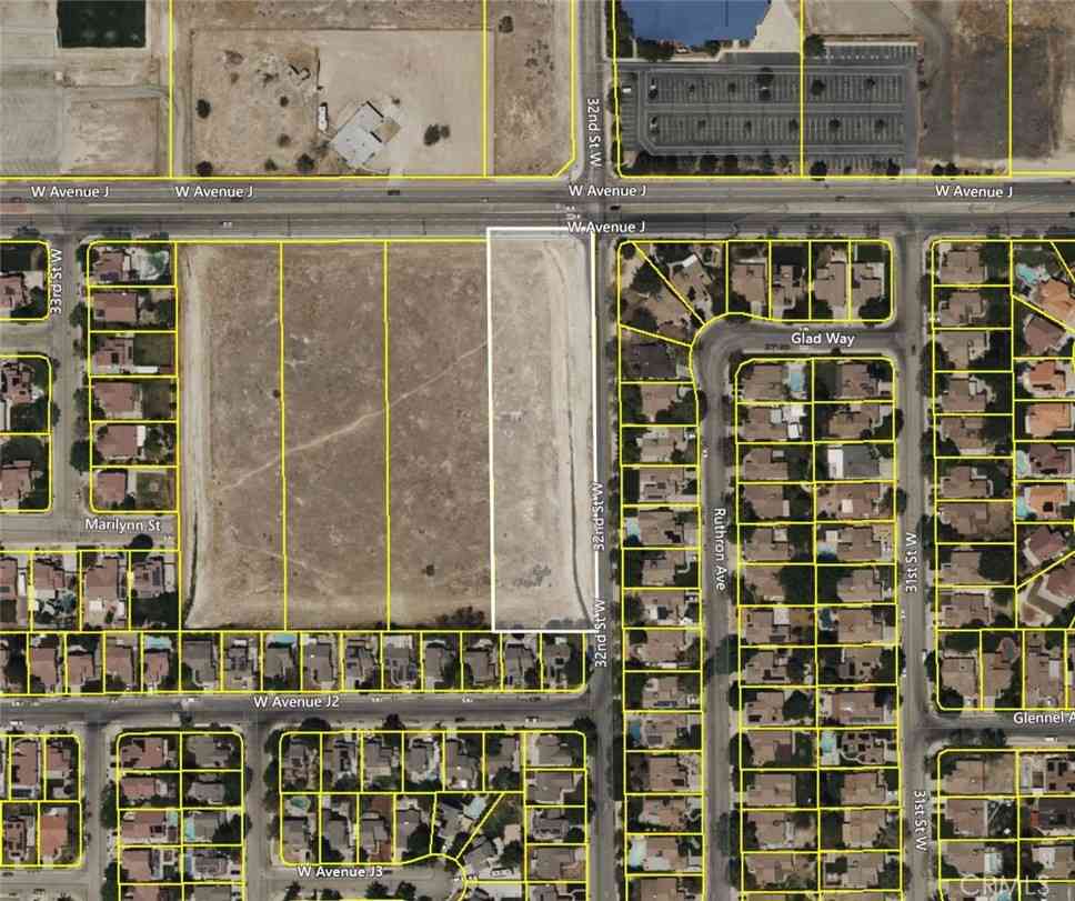 Vacant Land For Sale - E S/w Corner W Ave J & 32nd St W<br/> Lancaster, CA 93535