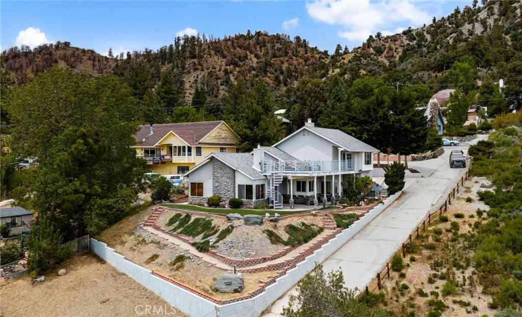 Homes For Sale - 1116 Ca-2<br/> Wrightwood, CA 92397