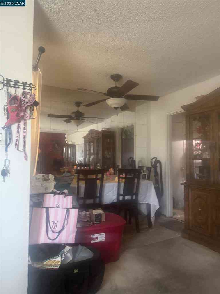 Homes For Sale - 249 E Tennessee St<br/> Solano County, Fairfield, CA 94533