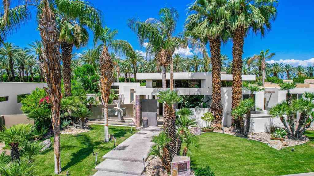 Homes For Rent - 75132 Pepperwood Drive<br/> Indian Wells, CA 92210