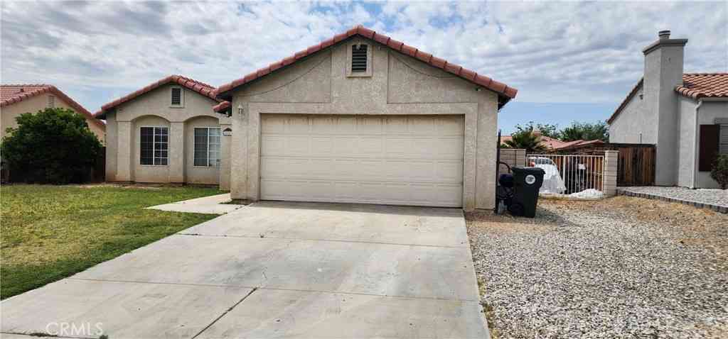 Homes For Sale - 15009 Hopland Street<br/> Victorville, CA 92394