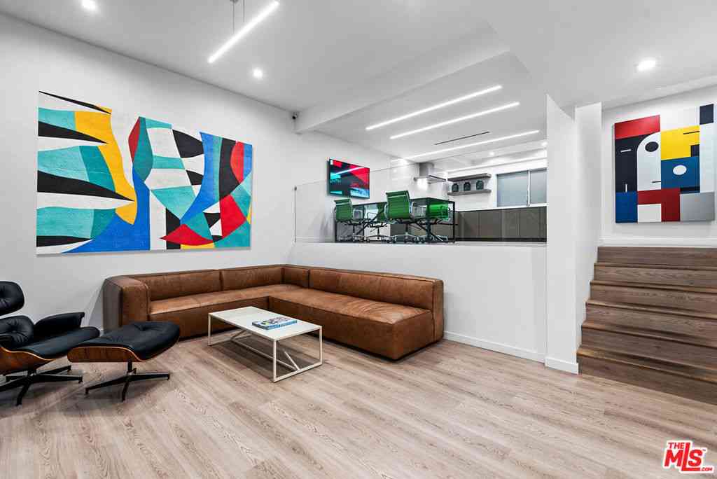 Townhouse For Sale - 4801 La Villa Marina #C<br/> Marina Del Rey, CA 90292