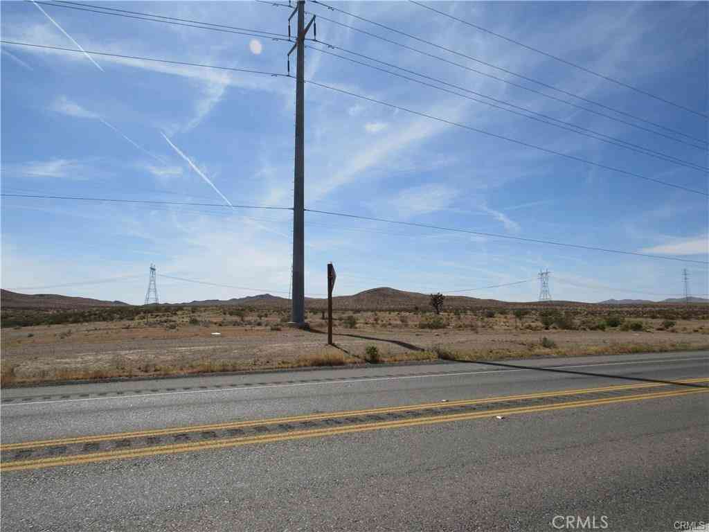 Vacant Land For Sale - 0460-062-17-0000 Hwy 395<br/> Adelanto, CA 92301