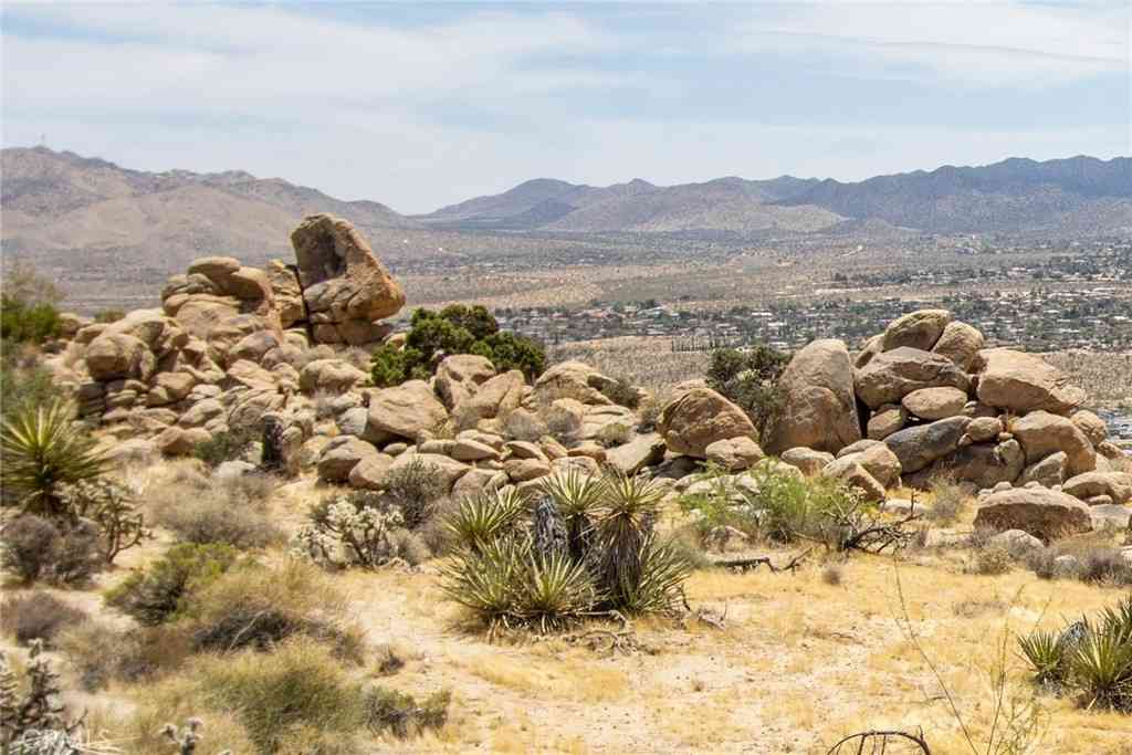 Vacant Land For Sale - 57333 Buena Suerte Road<br/> Yucca Valley, CA 92284