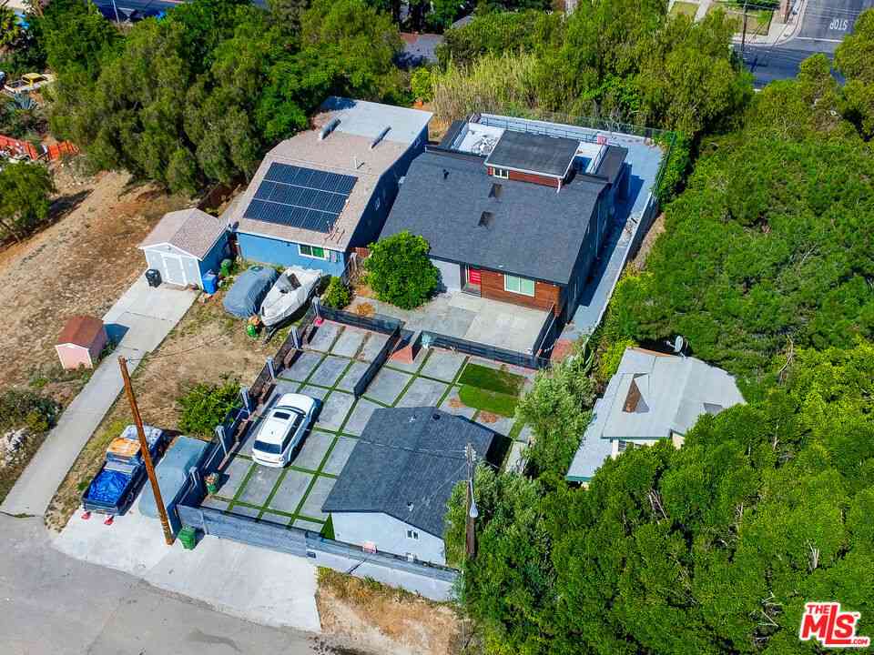 Homes For Sale - 2617 Sierra Street<br/> Los Angeles, CA 90031