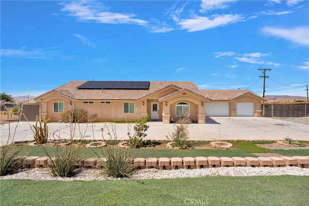 Homes For Sale - 28094 Church Street<br/> Barstow, CA 92311